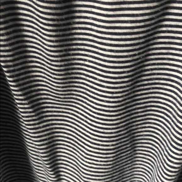 🍭6/$30 Express rayon detailed slouchy tank XS - Picture 3 of 7